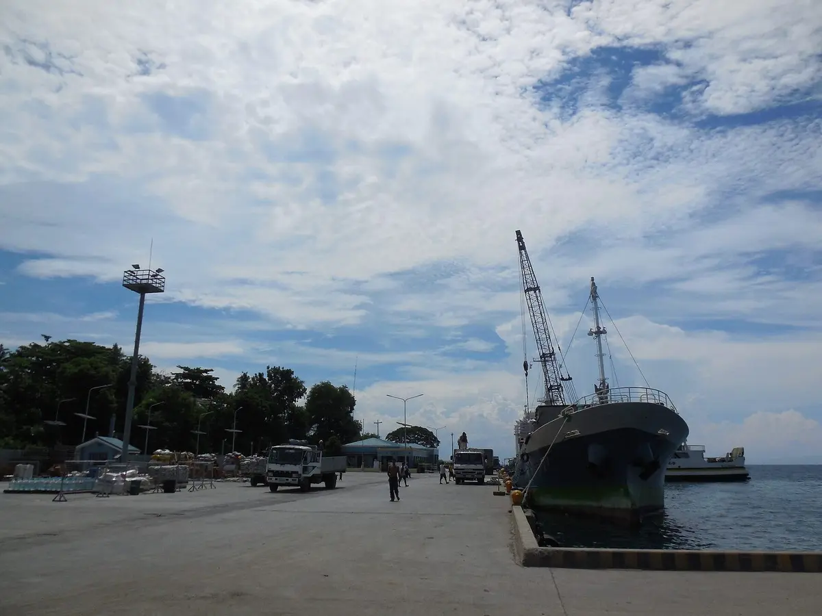 A second view related to Getting Around Siquijor